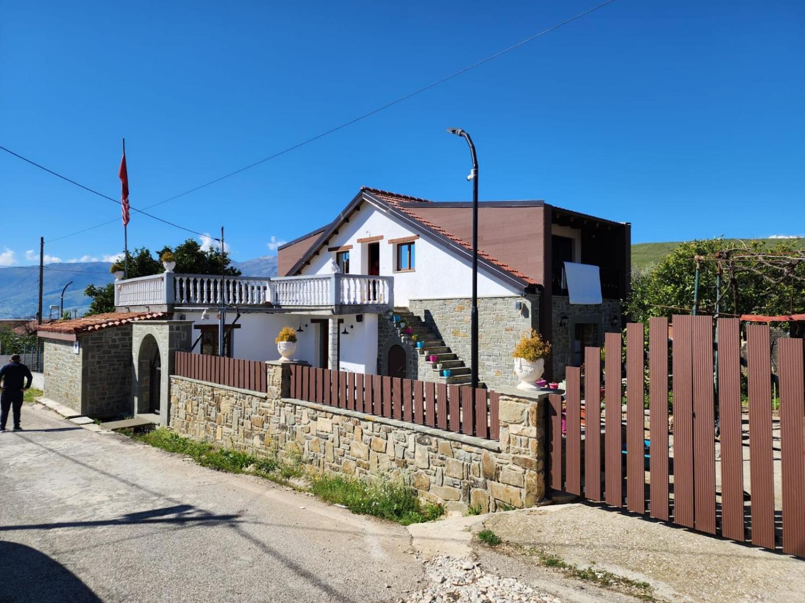 Villa Shuaipaj Гирокастра Экстерьер фото